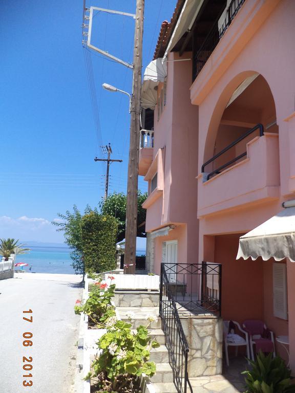 Polychrono Beach Hotel Værelse billede